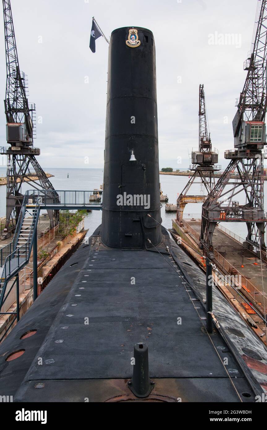 Das Western Australian Maritime Museum befindet sich am Eingang zum Hafen von Fremantle und umfasst das U-Boot HMAS Ovens der Oberon-Klasse. Stockfoto