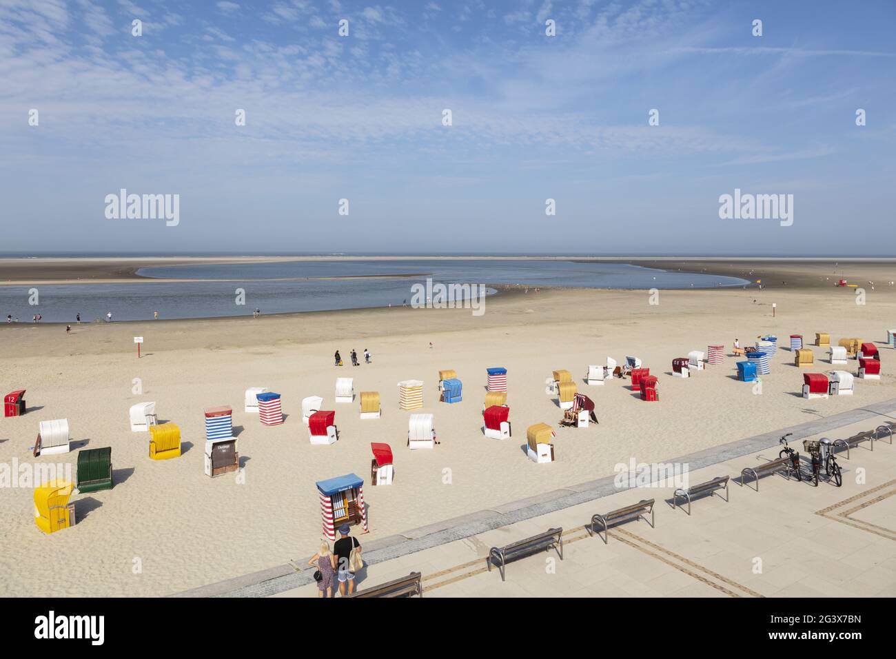 Liegen am Sandstrand der Insel Borkum Stockfoto