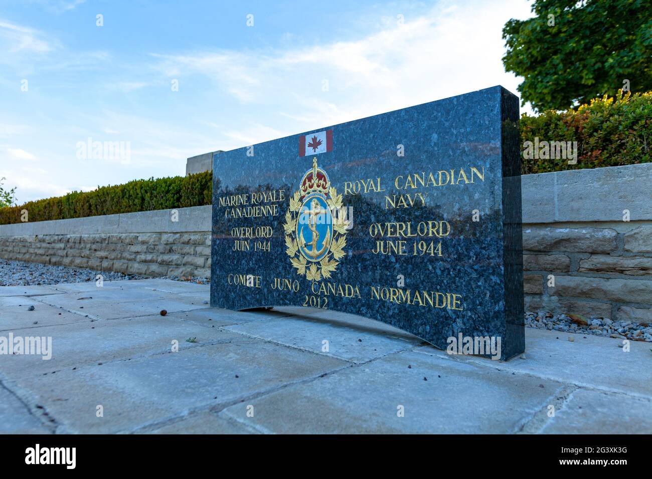 Der kanadische Kriegsfriedhof von Beny sur Mer mit überwiegend kanadischen Soldaten, die in den frühen Phasen der Schlacht an der Normandie im Seco getötet wurden Stockfoto