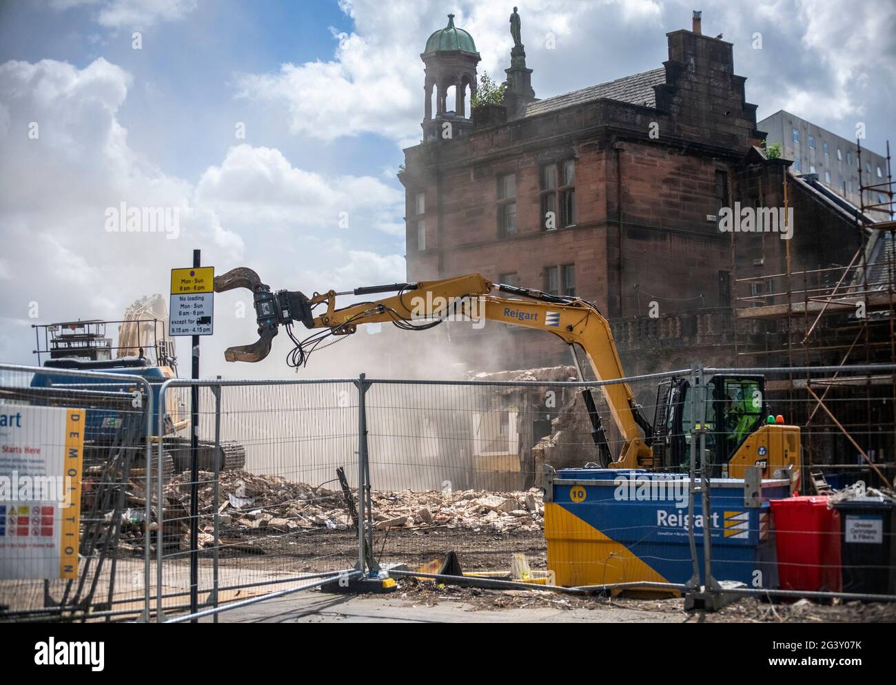 Glasgow, Schottland, Großbritannien. 17. Juni 2021: Die Bar des Old College wird aufgrund eines Brandes abgerissen. Stockfoto