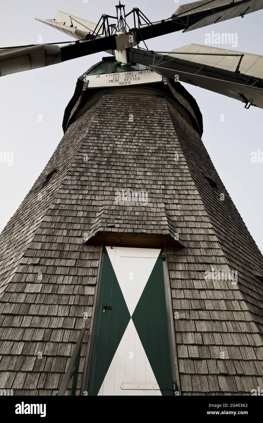 Windmühle in Kleve-Donsbrueggen, Kleve, Niederrhein, Nordrhein-Westfalen, Deutschland, Europa Stockfoto