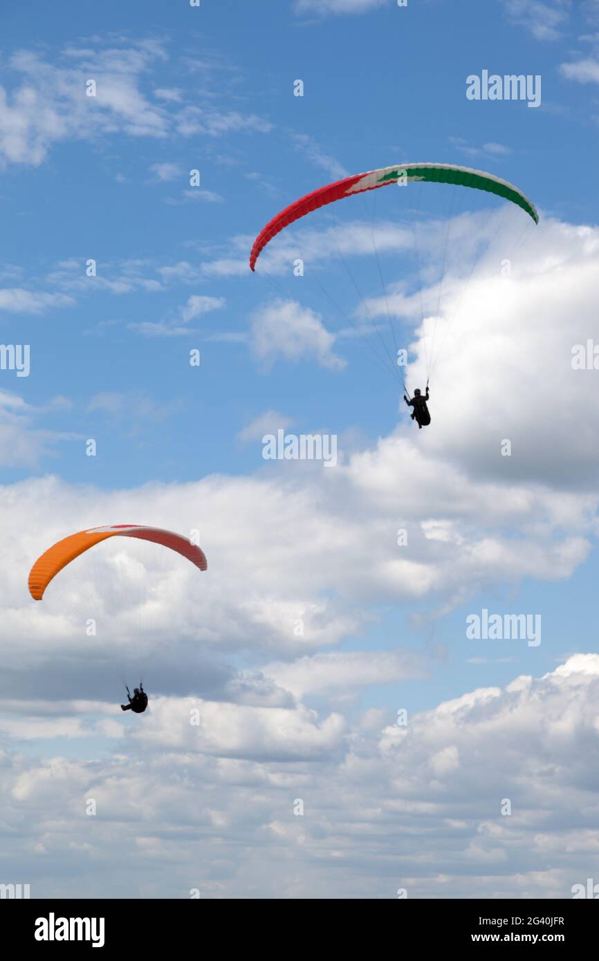 Paragliding bei Devil es Dyke Stockfoto