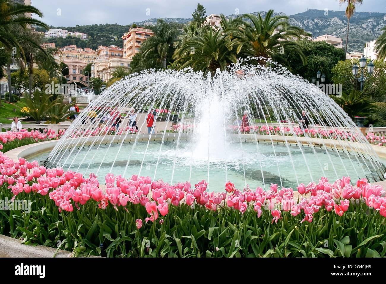 Blick auf den Brunnen im Park von Monte Carlo Stockfoto