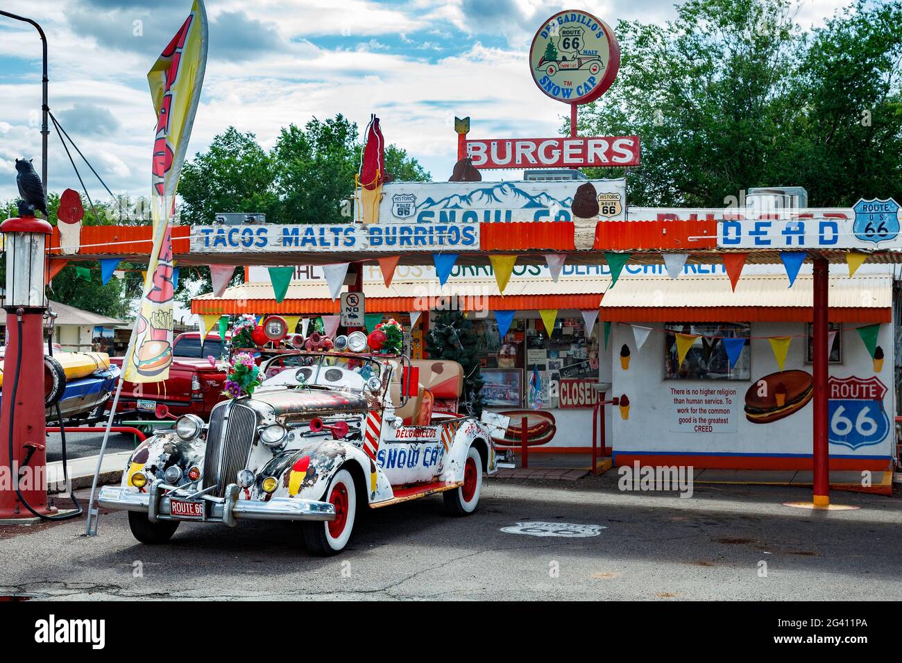 Snow Car in Seligman an der Route 66 Stockfoto