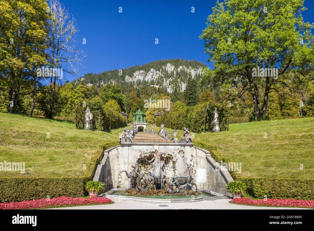 Neptunbrunnen von Schloss Linderhof, Ettal, Allgäu, Bayern, Deutschland Stockfoto