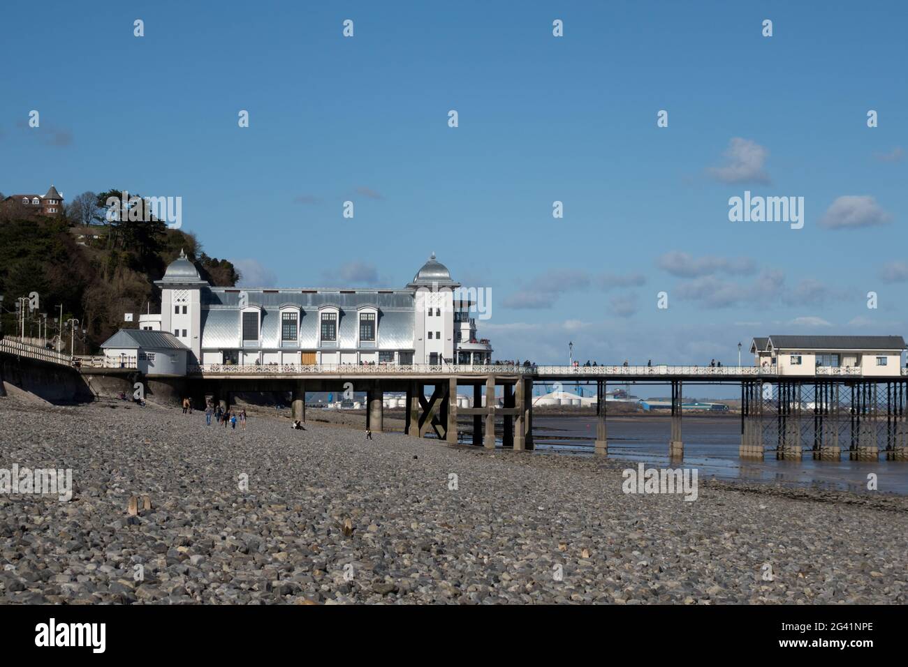 CARDIFF UK März 2014 - Ansicht von Penarth Pier Stockfoto