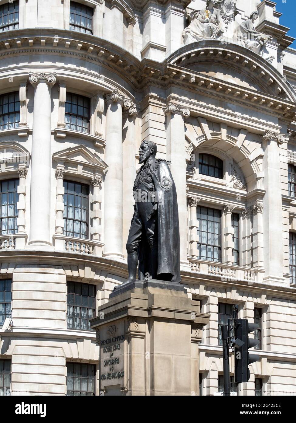 Statue von Spencer Compton auf Whitehall Stockfoto