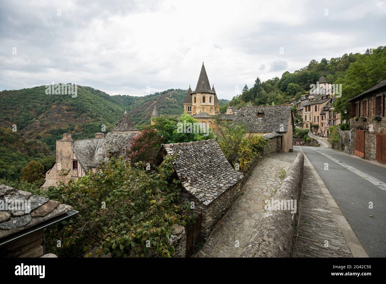 Abtei Sainte Foy, UNESCO-Weltkulturerbe, Conques, Departement Aveyron, Ozitanien, Frankreich Stockfoto