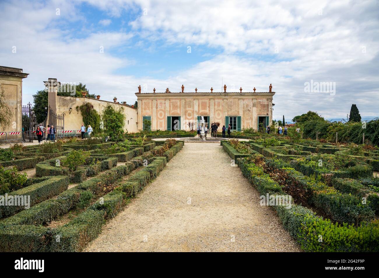 Florenz, Toskana/Italien - Oktober 20: Rose Betten in den Boboli-Gärten in Florenz am 20. Oktober 2019. Nicht identifizierte Personen Stockfoto