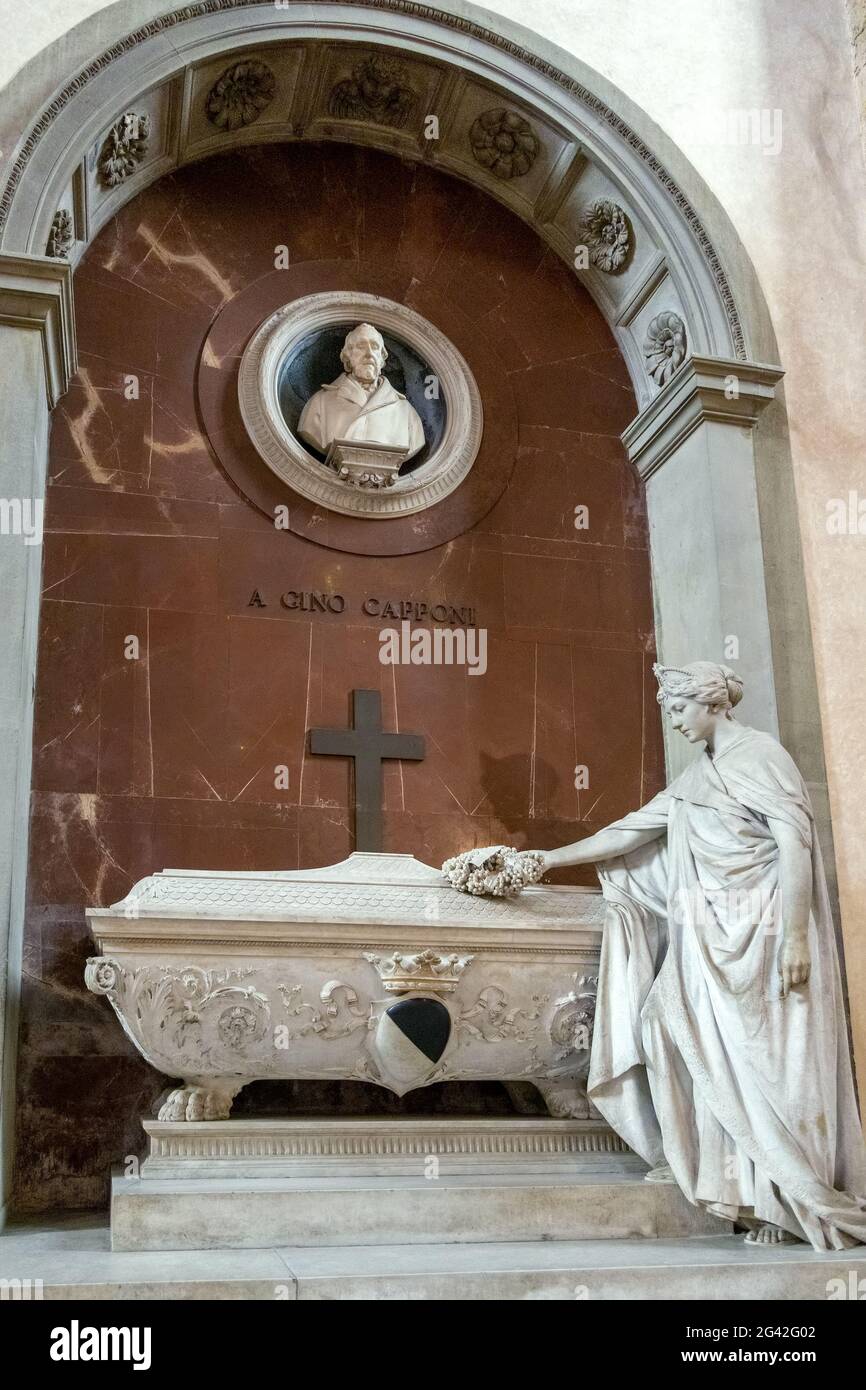Florenz, Toskana/Italien - Oktober 19: Denkmal für Gino Capponi in der Kirche Santa Croce in Florenz am 19. Oktober 2019 Stockfoto
