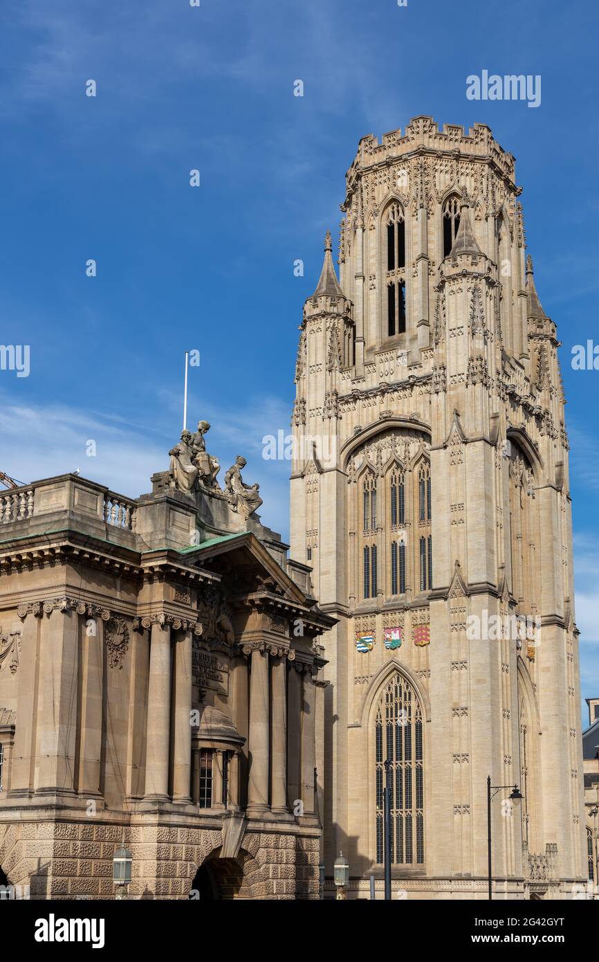 BRISTOL, Großbritannien - 13. Mai: Blick auf die Art Gallery und der Universität in Bristol am 13. Mai 2019 Stockfoto