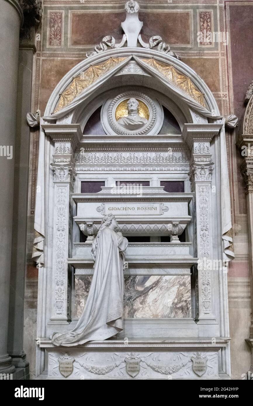 Florenz, Toskana/Italien - 19. Oktober: Grab von Gioacchino Rossini in der Kirche Santa Croce in Florenz am 19. Oktober 2019 Stockfoto
