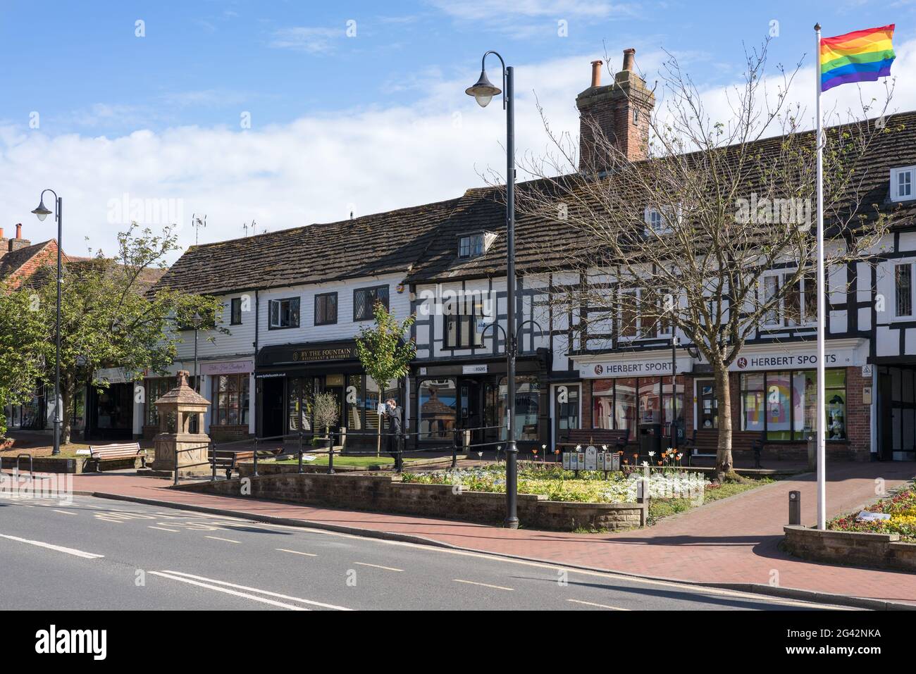 EAST GRINSTEAD, WEST SUSSEX/UK - MAI 5 : Geschäfte geschlossen wegen Stockfoto