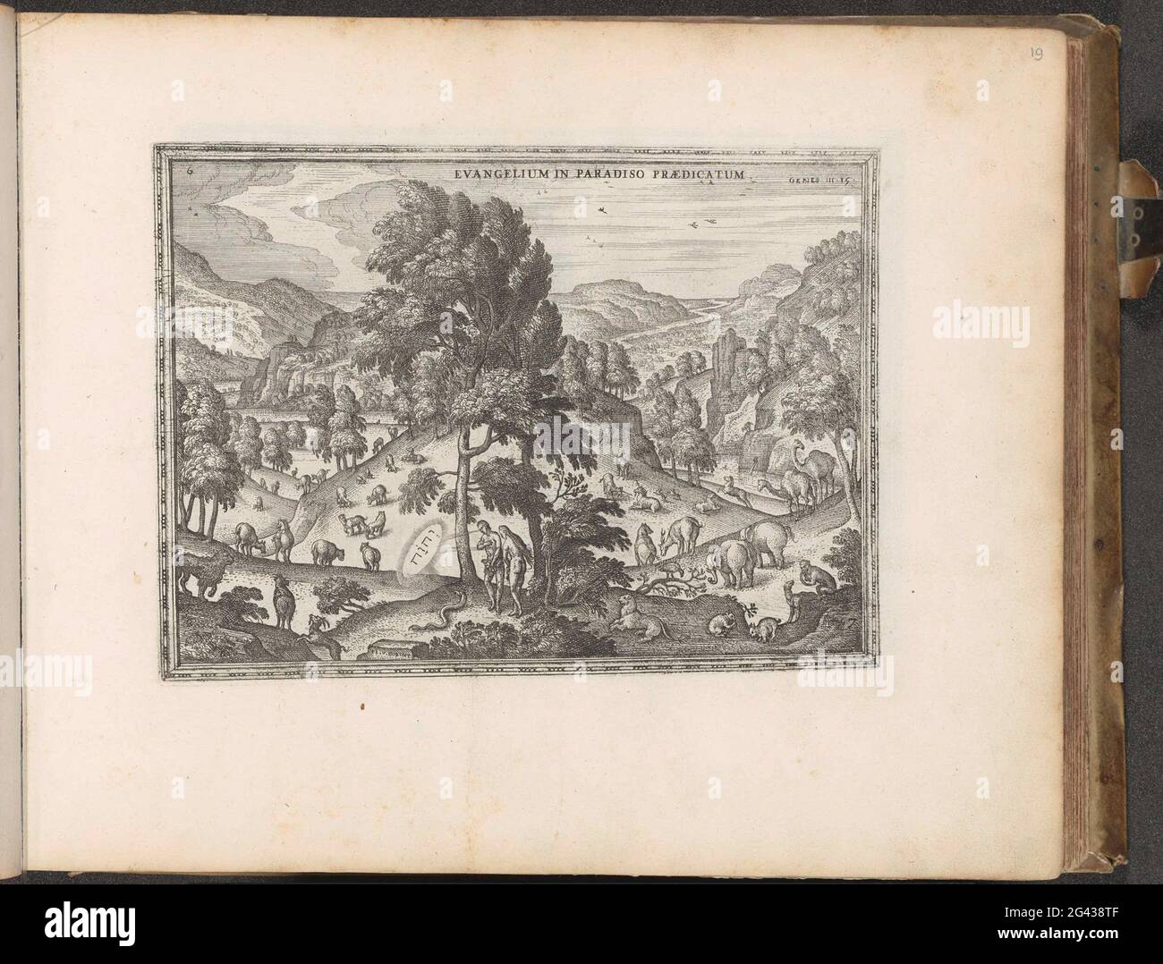 Gott verflucht die Schlange; Evangelium in Paradiso praedicatum; Imagines und Figurae bibliorum; Den Grooten Emblemata Sacra, bestehend aus mehr als vierhundert von Belsche Figuren, so des alten wie des Nieuwen Testaments. Inmitten der Tiere und am Baum der Erkenntnis von gut und Böse verflucht Gott die Schlange. Adam und Eva sind angrenzend (Gen. 2:14 Uhr). Der Druck ist Teil eines Albums. Stockfoto Gott verflucht die Schlange; Evangelium in Paradiso praedicatum; Imagines und Figurae bibliorum; Den Grooten Emblemata Sacra, bestehend aus mehr als vierhundert von Belsche Figuren, so des alten wie des Nieuwen Testaments. Inmitten der Tiere und am Baum der Erkenntnis von gut und Böse verflucht Gott die Schlange. Adam und Eva sind angrenzend (Gen. 2:14 Uhr). Der Druck ist Teil eines Albums. Stockfoto