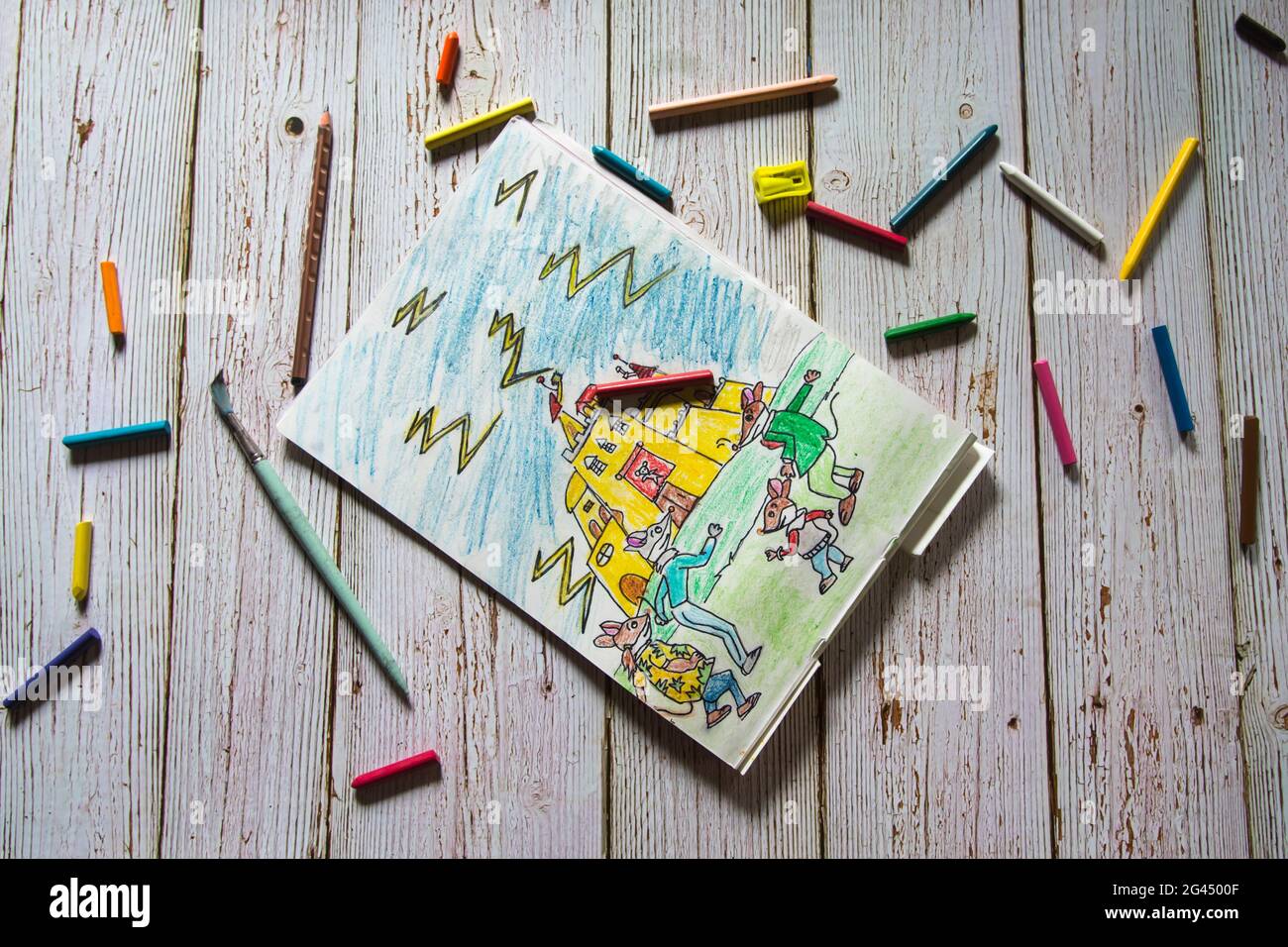 Schule Schreibwaren Gegenstände verstreut mit der Verwendung von selektiven Fokus Stockfoto