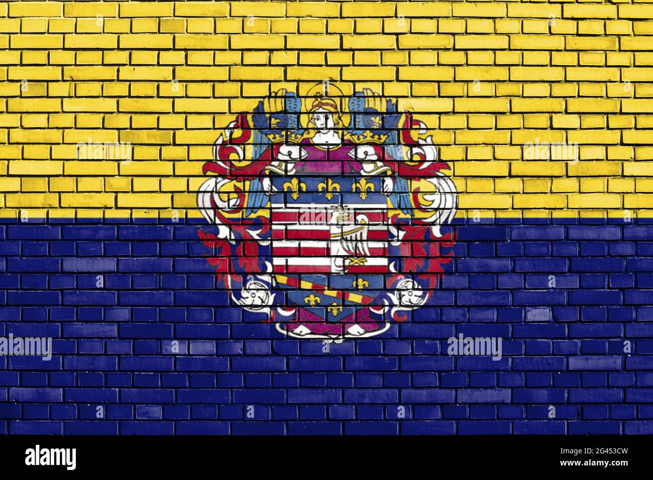 Flagge von Kosice, Slowakei auf Ziegelmauer gemalt Stockfoto