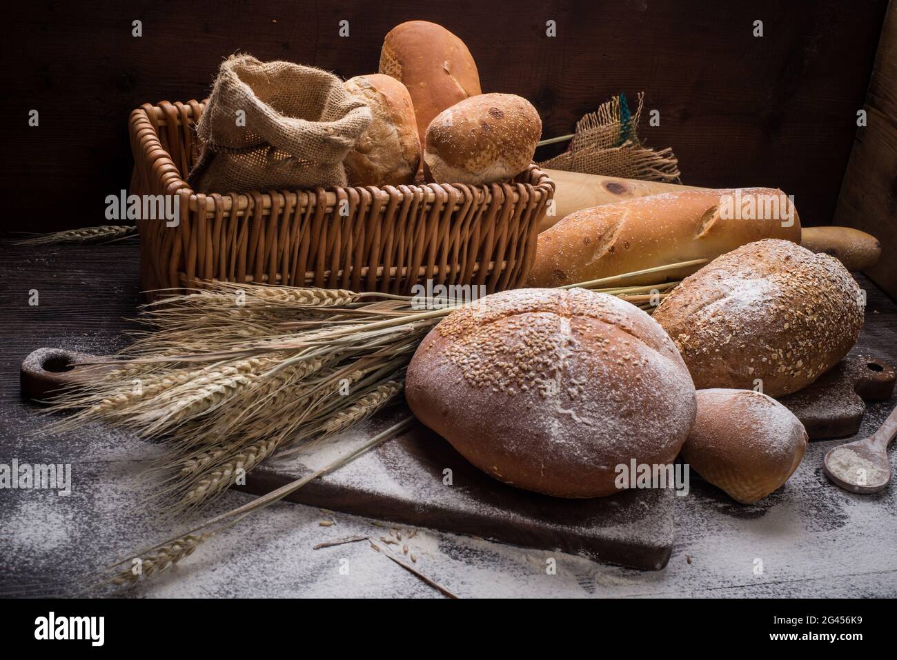 Roggenbrot auf dem Tisch Stockfoto
