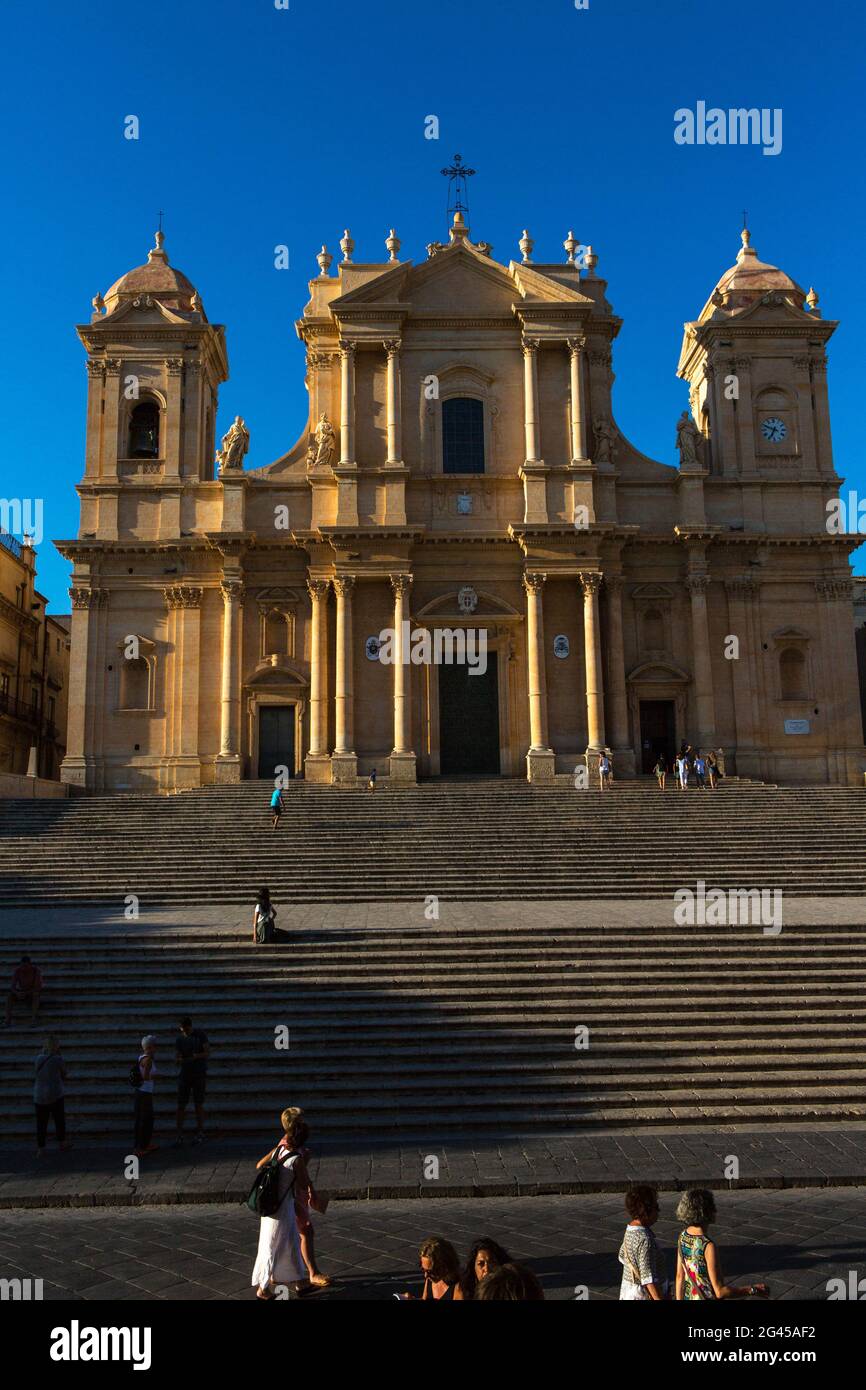 ITALIEN. SIZILIEN. NOTO DORF (UNESCO-WELTKULTURERBE) SAN NICOLO KATHEDRALE Stockfoto