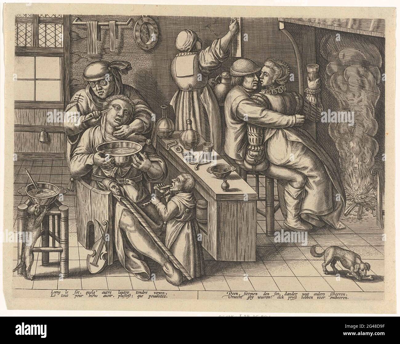 Rasieren des Zot. In einem Raum befindet sich eine Frau auf der Aufnahme eines Mannes, der sie für den Kamin umarmt. In der einen Hand hält sie ein Glas Wein, die andere stellt sie in seine Ausstellung. Der Waardin hält die Kerbe. Im Vordergrund wird ein Mann, der von seinem Schussstab als verrückt oder verrückt bezeichnet wird, von einem Friseur rasiert. Unter der Show eine zweibeinige frisch in Französisch und Niederländisch. „Rasieren des Zots“ war ein übliches Ritual im 16. Jahrhundert bei Narren Festivals: Das Rasieren von Kriminellen, Vagabunden und Verrückten, so dass sie als solche erkennbar waren. Stockfoto