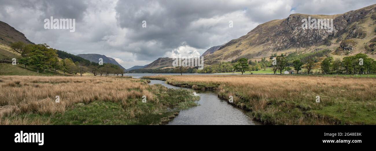 Panorama des Buttermere Sees im Herzen des Lake District Stockfoto