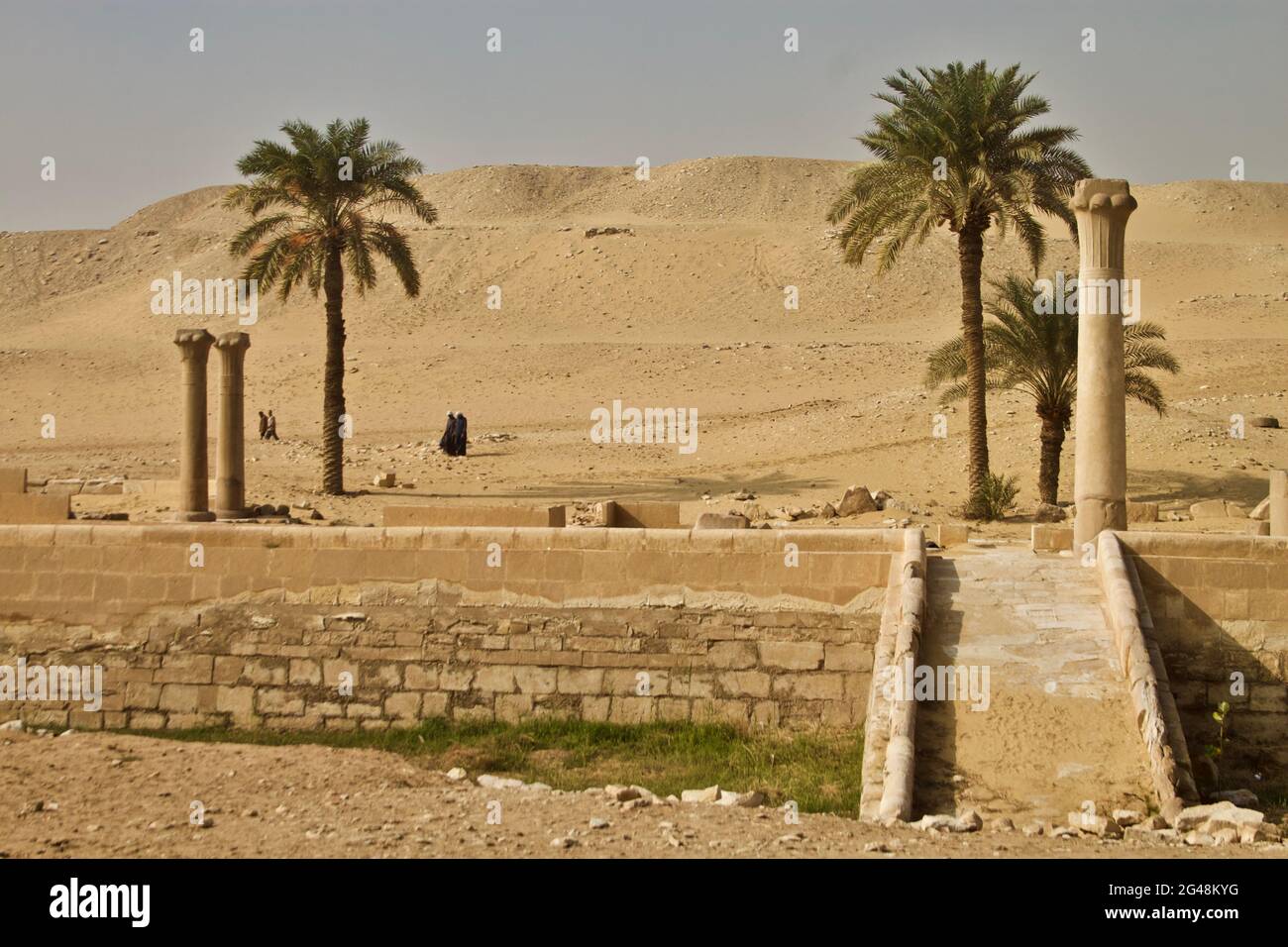 Pyramid field -Fotos und -Bildmaterial in hoher Auflösung – Alamy