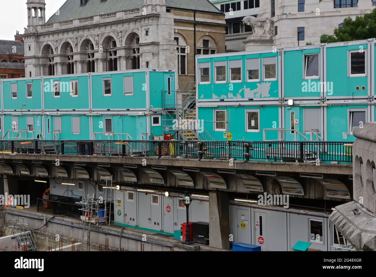 London (UK), Juni 2021: Der Bau des neuen Abwasserüberlaufsystems in London, das das bestehende 150 Jahre alte System ersetzen wird. Stockfoto