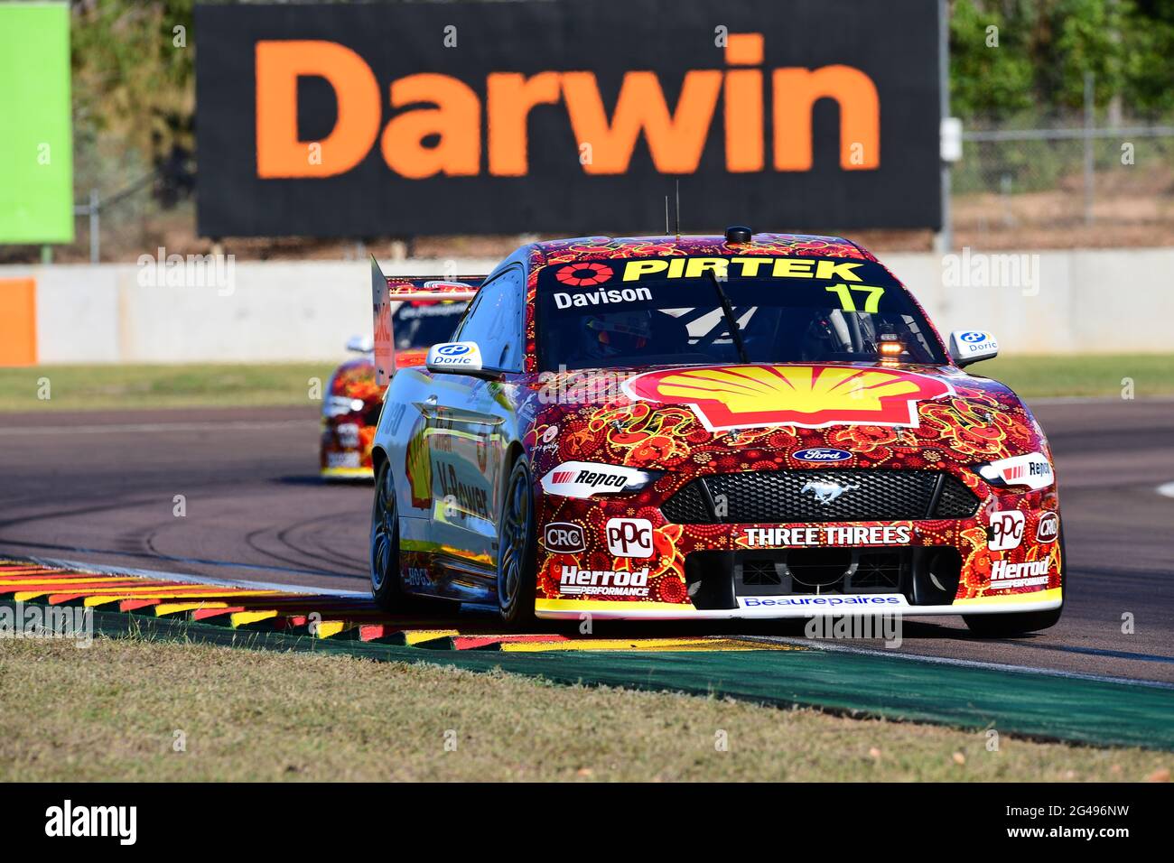 Hidden Valley. Darwin, Australien. 20. Juni 2021.im Bild, bei der Australian Supercars Championship. Will Davison nimmt mit einer Rundenzeit von 1.04.95 im Shell V-Power Racing Ford Mustang die Pole Position im Qualifying für das Rennen 14 im Qualifying 2 ein. Quelle: Karl Phillipson/Optikal/Alamy Live News Stockfoto
