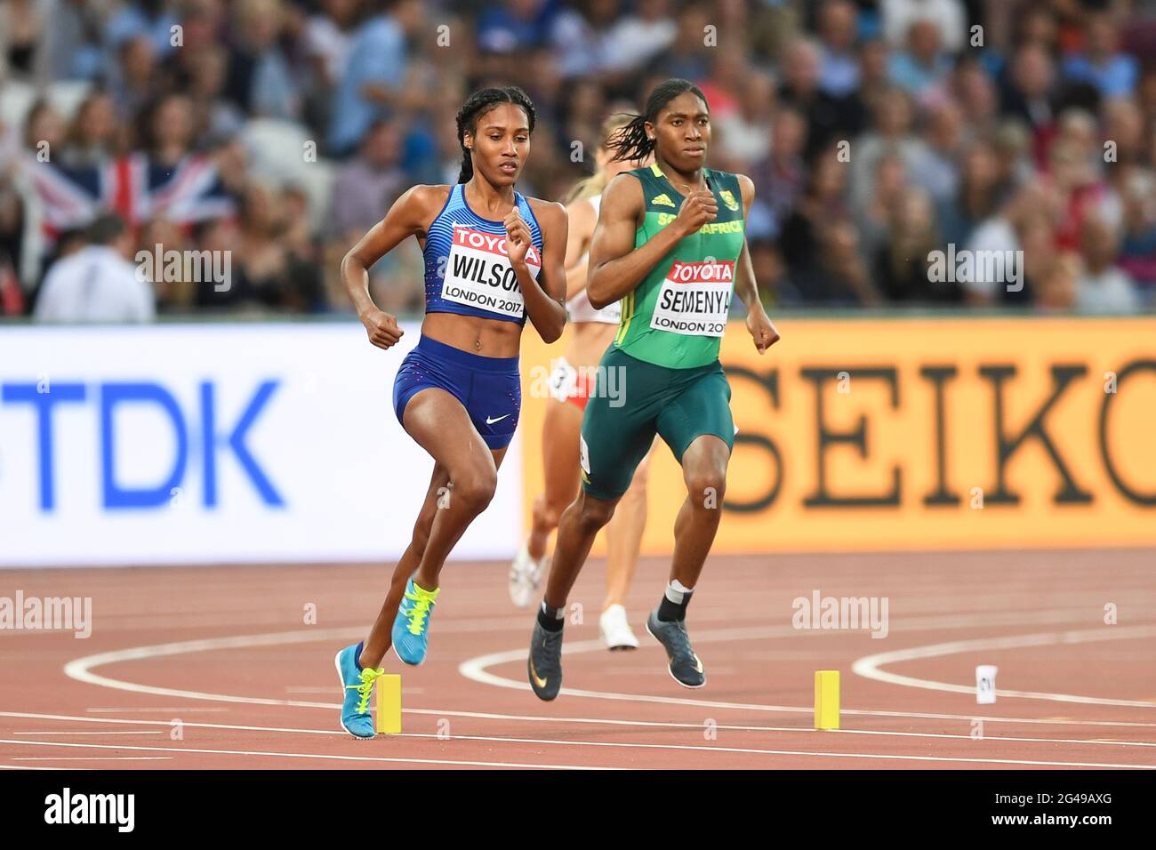 Caster Semenya (RSA, Gold), Ajee Wilson (USA, Bronze). 800-Meter-Finale. IAAF Leichtathletik-Weltmeisterschaften London 2017 Stockfoto