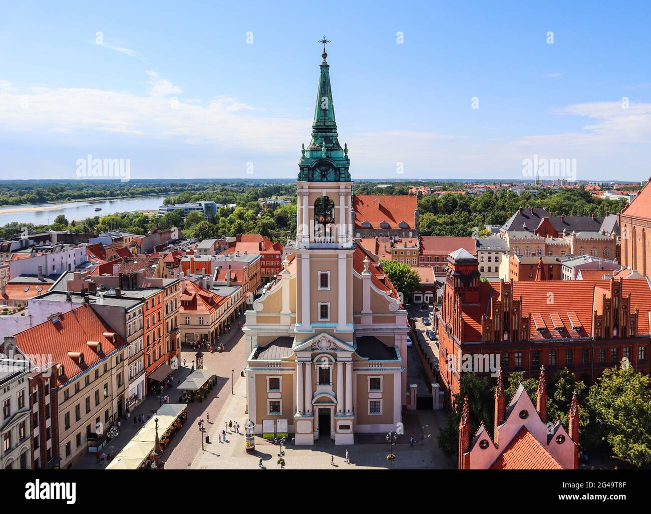 Luftaufnahme von historischen Gebäuden der mittelalterlichen Stadt Torun, Polen. August 2019 Stockfoto