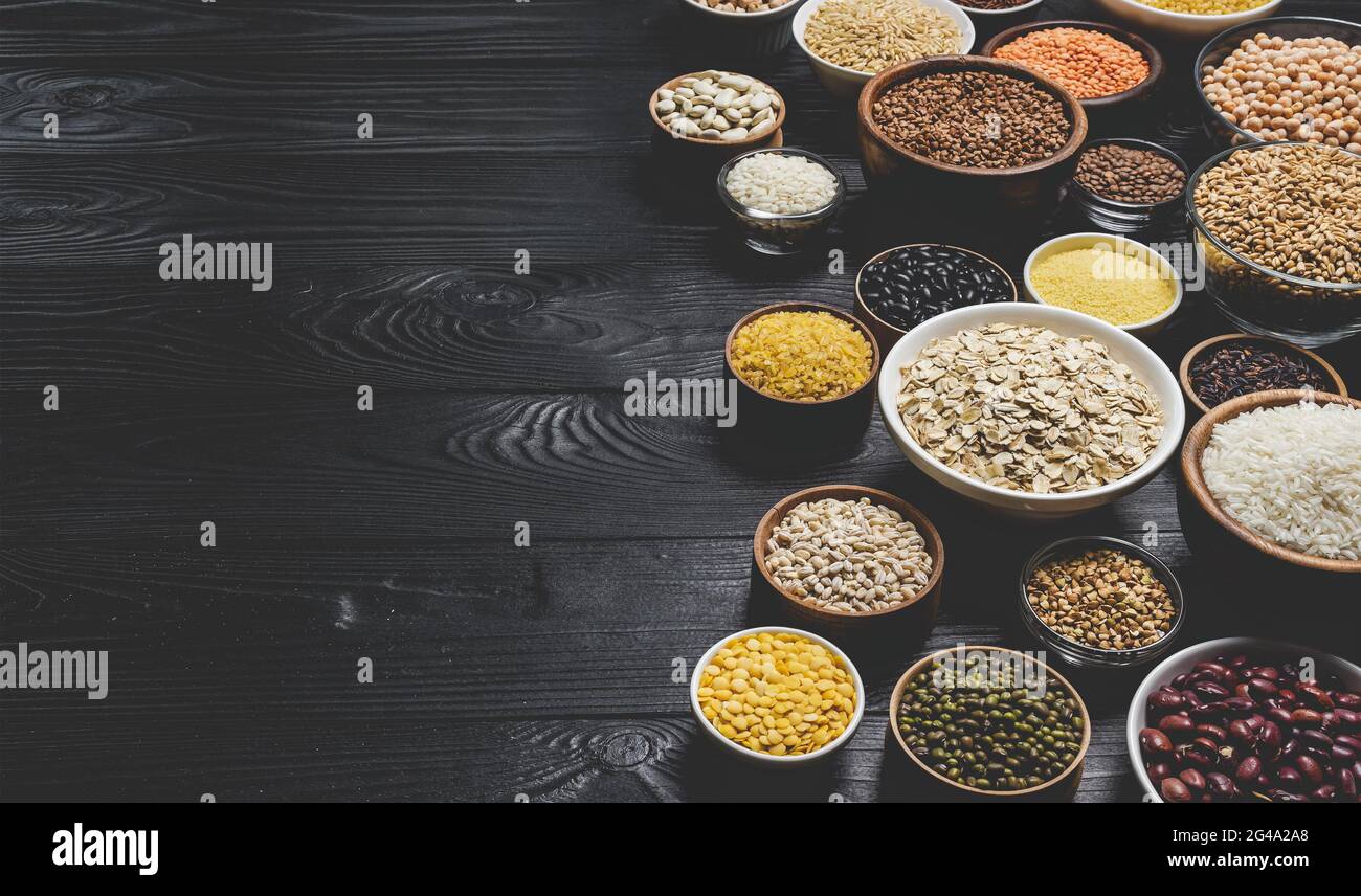 Verschiedene Getreide, Getreide, Samen und Bohnen, hohe Faser-Diät-Konzept, Foto gefiltert im Vintage-Stil Stockfoto