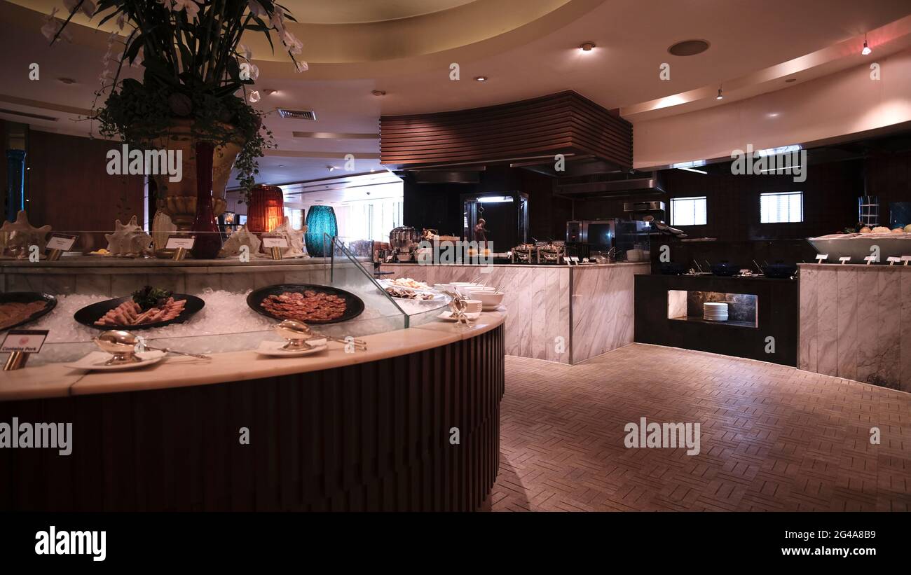 Food plaza Athenee Bangkok Rain Tree Cafe Interior Design Cold Line Stockfoto