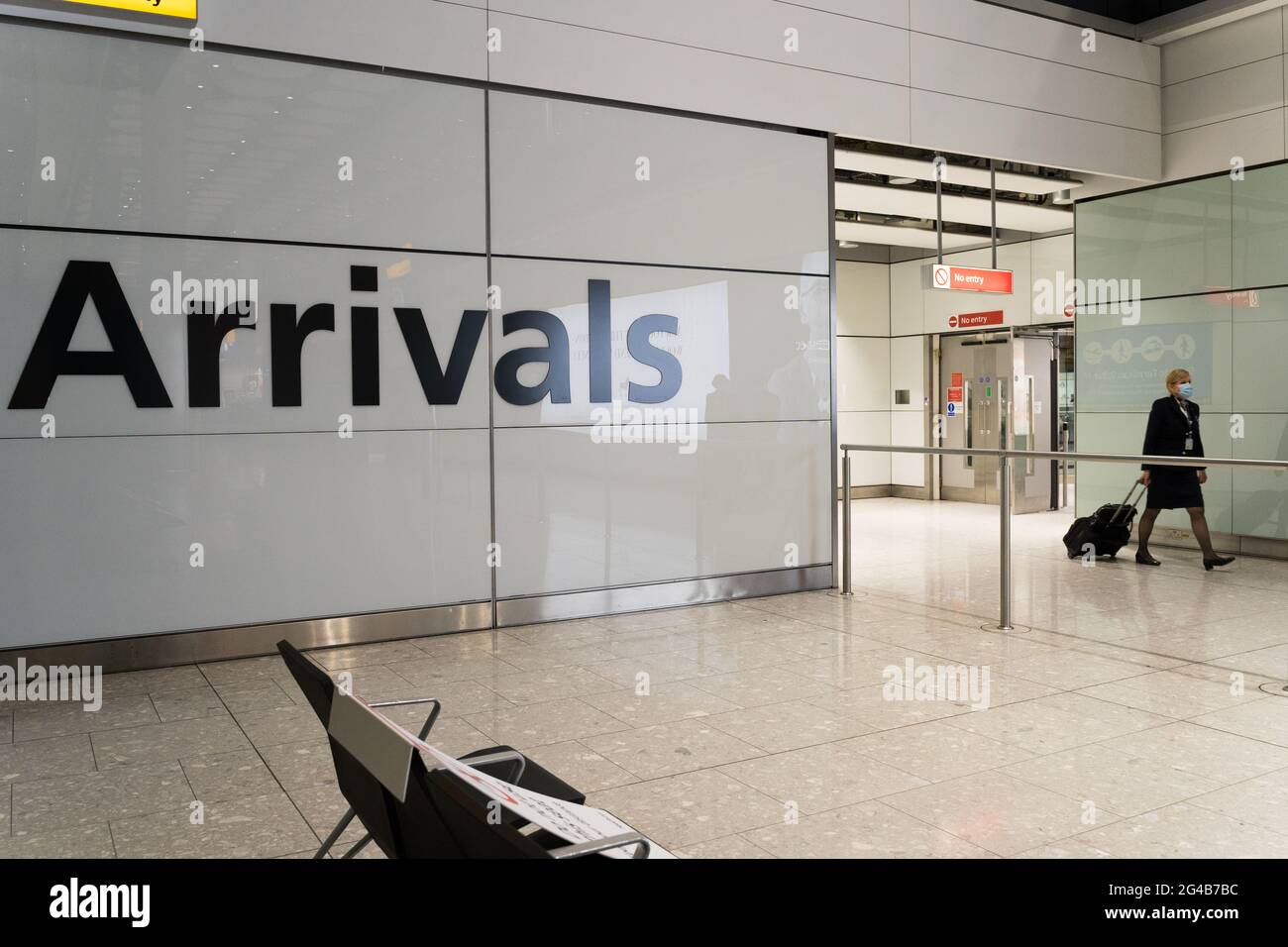 Ankunftshalle des Flughafens London Heathrow Stockfoto