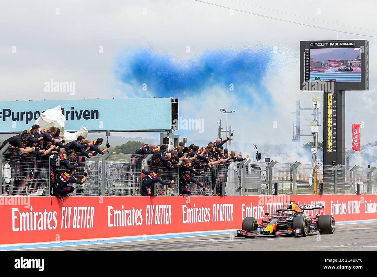 Le Castellet, Frankreich. Juni 2021. Circuit Paul Ricard, Le Castellet, Frankreich am 20. Juni 2021 SIEGER Max Verstappen (NED), Red Bull Racing RB16B während des Formel 1 Emirates Grand Prix De France 2021 Credit: Phil Duncan Every Second Media/Alamy Live News Stockfoto