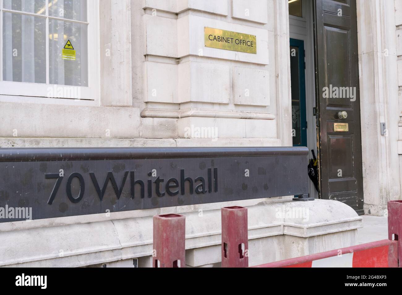 Eingang zum Kabinett, 70 Whitehall, Westminster City London, England, Großbritannien Stockfoto