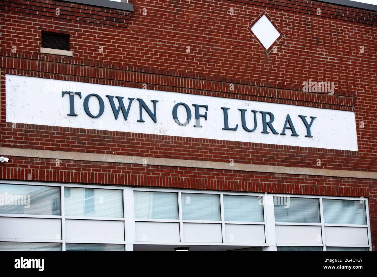 Melden Sie sich in der Stadt Luray Virginia an Stockfoto