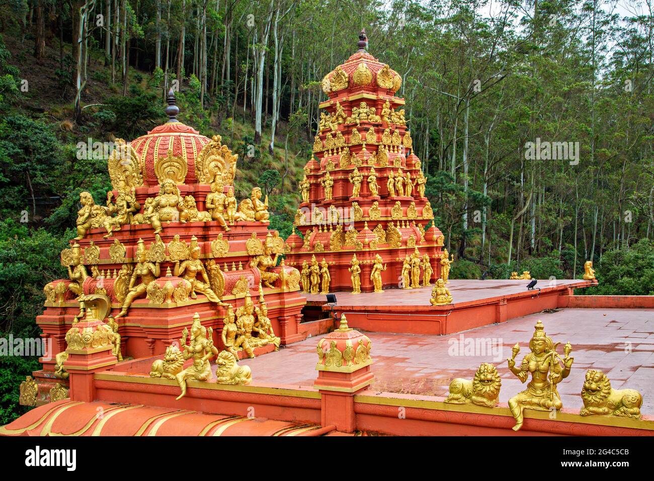 Bunte Seetha Amman Hindutempel in Nuwara Eliya, Sri Lanka. Stockfoto