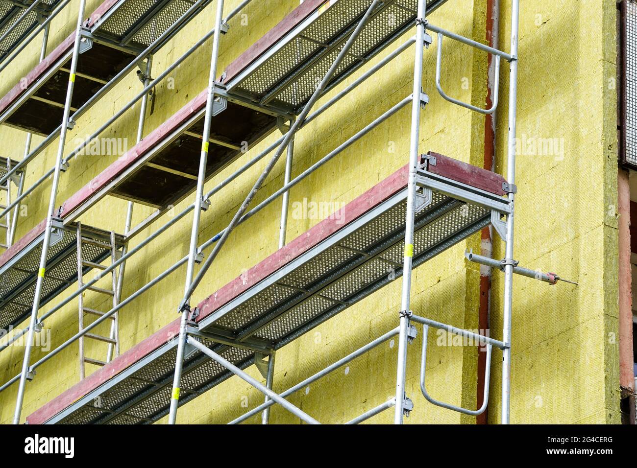 Haus Außenwand Wärmedämmung mit Mineralwollplatten Stockfoto