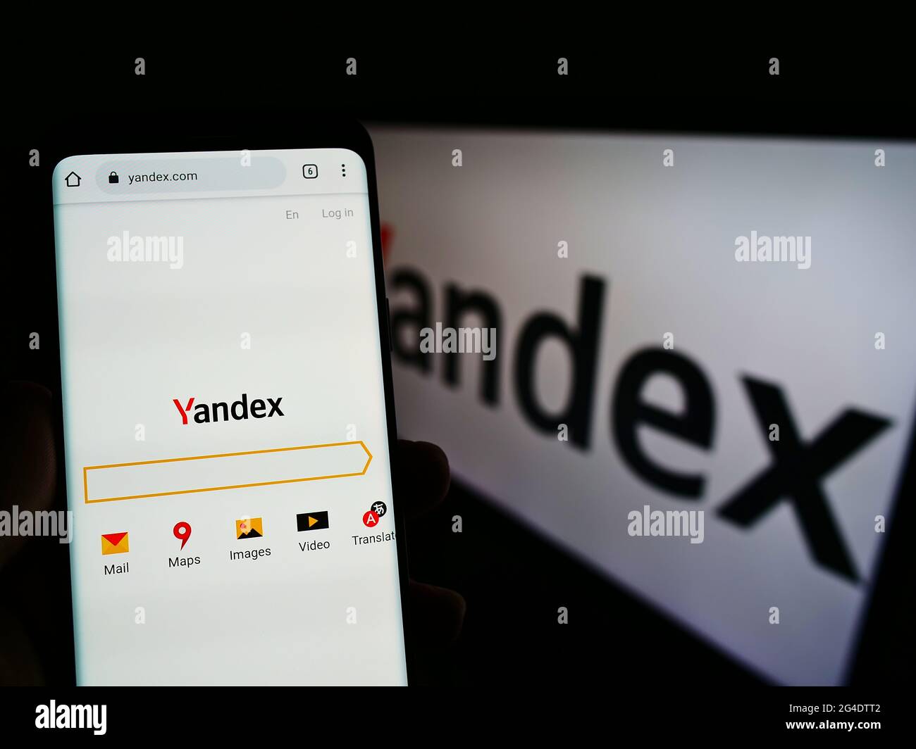 Yandex phone -Fotos und -Bildmaterial in hoher Auflösung – Alamy
