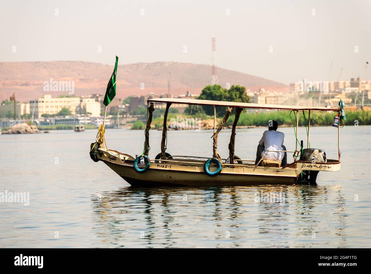 Flussboot im Nil - Assuan, Oberägypten Stockfoto