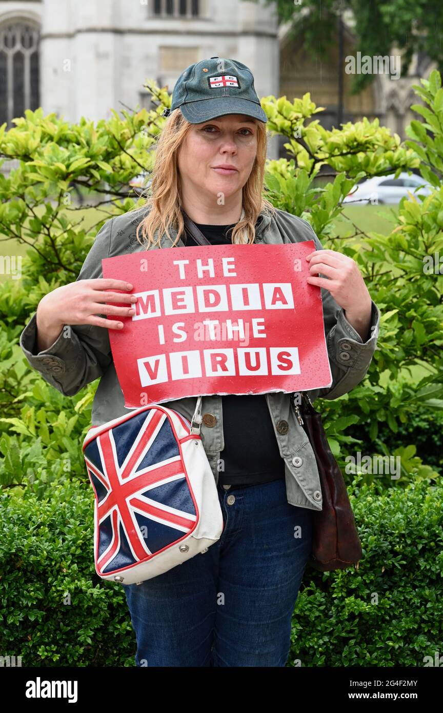 London, Großbritannien. 21. Juni 2021.Anti-Lockdown-Protest, Parliament Square, Westminster. Kredit: michael melia/Alamy Live Nachrichten Stockfoto