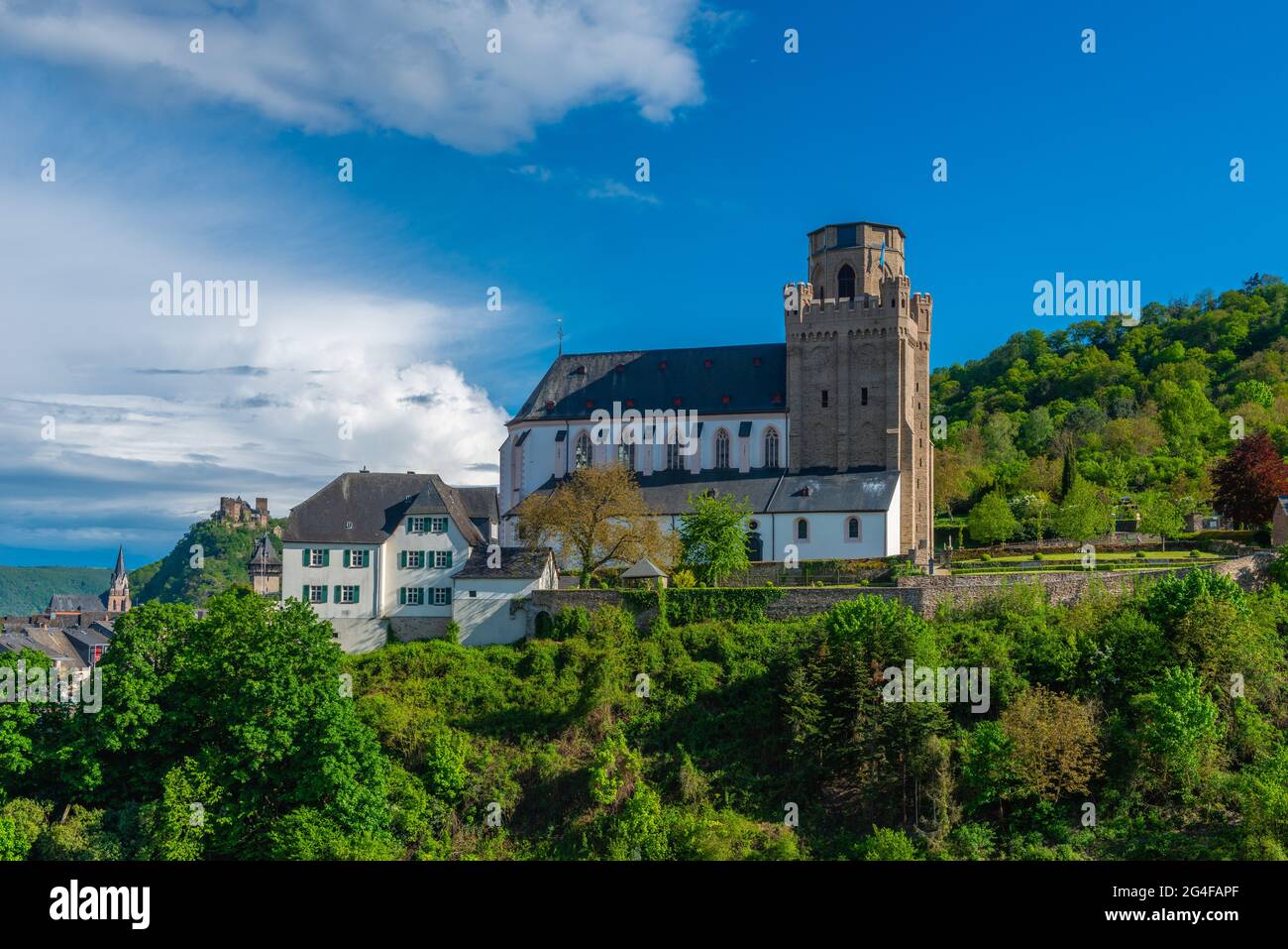 Sakrale Befestigung St. Martin´s Kirche in der historischen Stadt Oberwesel, UpperMittelrheintal, UNESCO-Weltkulturerbe, Rheinland-Pfalz, Deutschland Stockfoto
