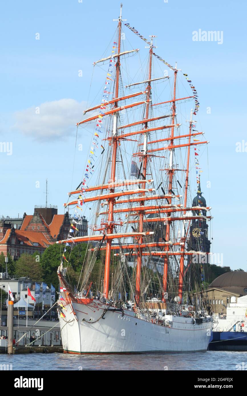 Viermastige Barke 'Sedow' während 830. Hafengeburtstag, Hamburg, Deutschland Stockfoto