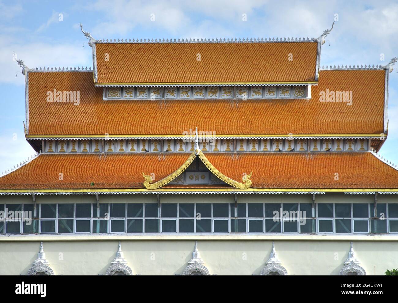Auf dem Gipfel des Wat Inthakhins Sadue Mueang Tempels in chiangmai, thailand Stockfoto