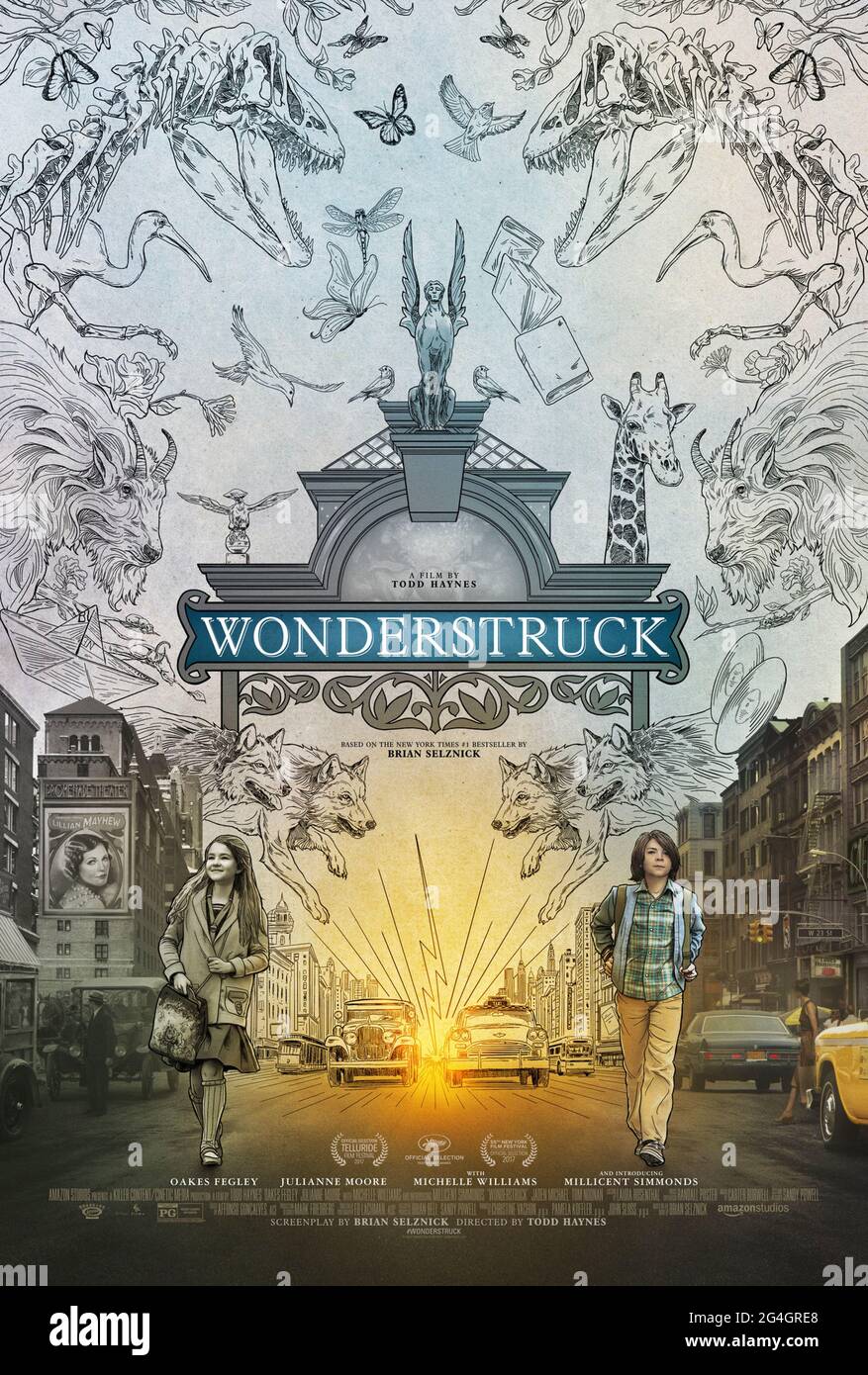 Wonderstruck (2017) unter der Regie von Todd Haynes mit Oakes Fegley, Julianne Moore und Michelle Williams. Zwei magische Geschichten über taube Kinder, die durch 50 Jahre voneinander getrennt sind, verflochten nach einem Buch von Brian Selznick. Stockfoto