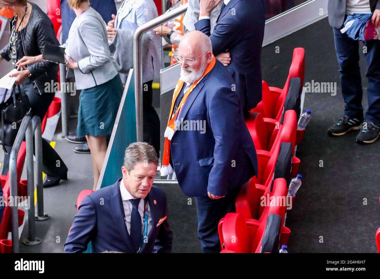 AMSTERDAM, NIEDERLANDE - 21. JUNI: Frans Timmermans während des UEFA Euro 2020 Championship Group C Matches zwischen der Nationalmannschaft Nordmakedoniens und der niederländischen Nationalmannschaft in der Johan Cruijff Arena am 21. Juni 2021 in Amsterdam, Niederlande (Foto von Marcel ter Bals/Orange Picics) Credit: Orange Pics BV/Alamy Live News Stockfoto