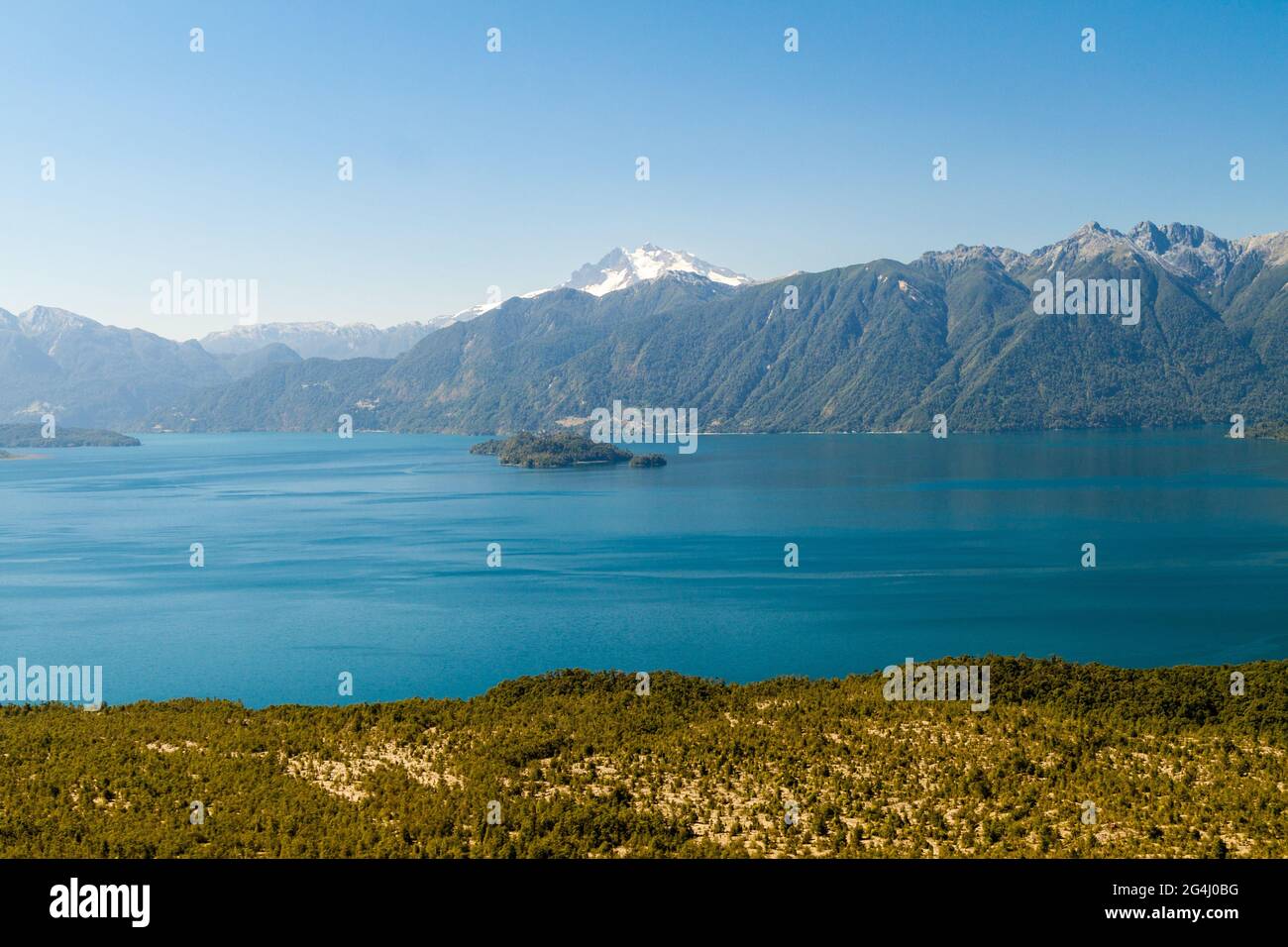 Lago Todos los Santos (See aller Heiligen) mit Vulkan Monte Tronador im Hintergrund, Chile Stockfoto