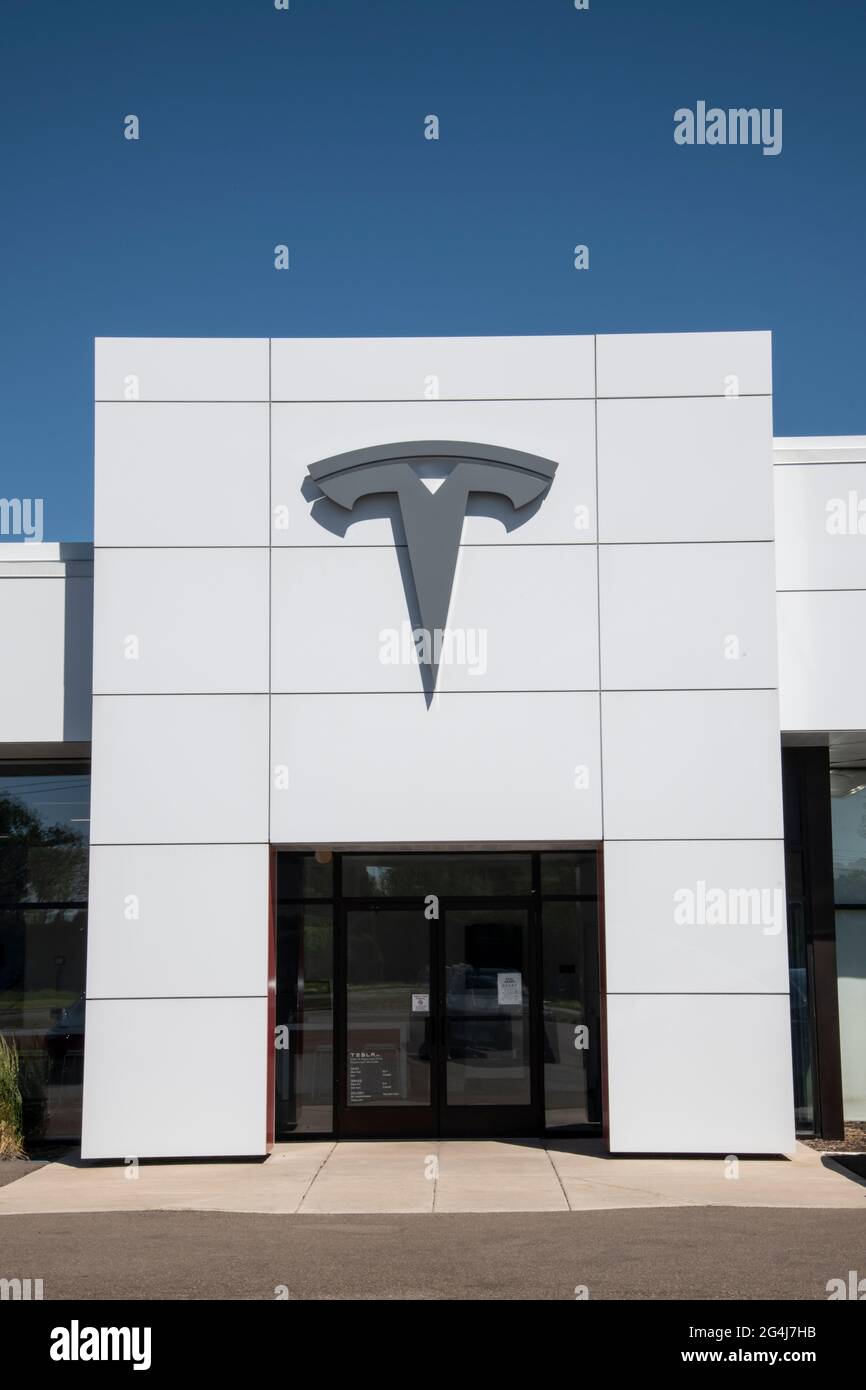 Maplewood, Minnesota. Tesla Autohaus. Stockfoto