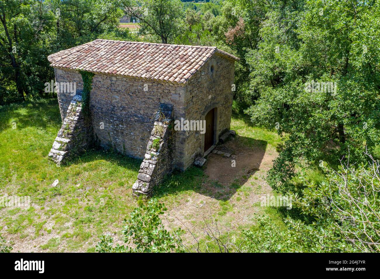 Santa Margarida de Vilaltella ist eine Kirche mit romantischen und neoklassischen Elementen in Perafita, Osona, einschließlich des Inventars der architektonischen her Stockfoto