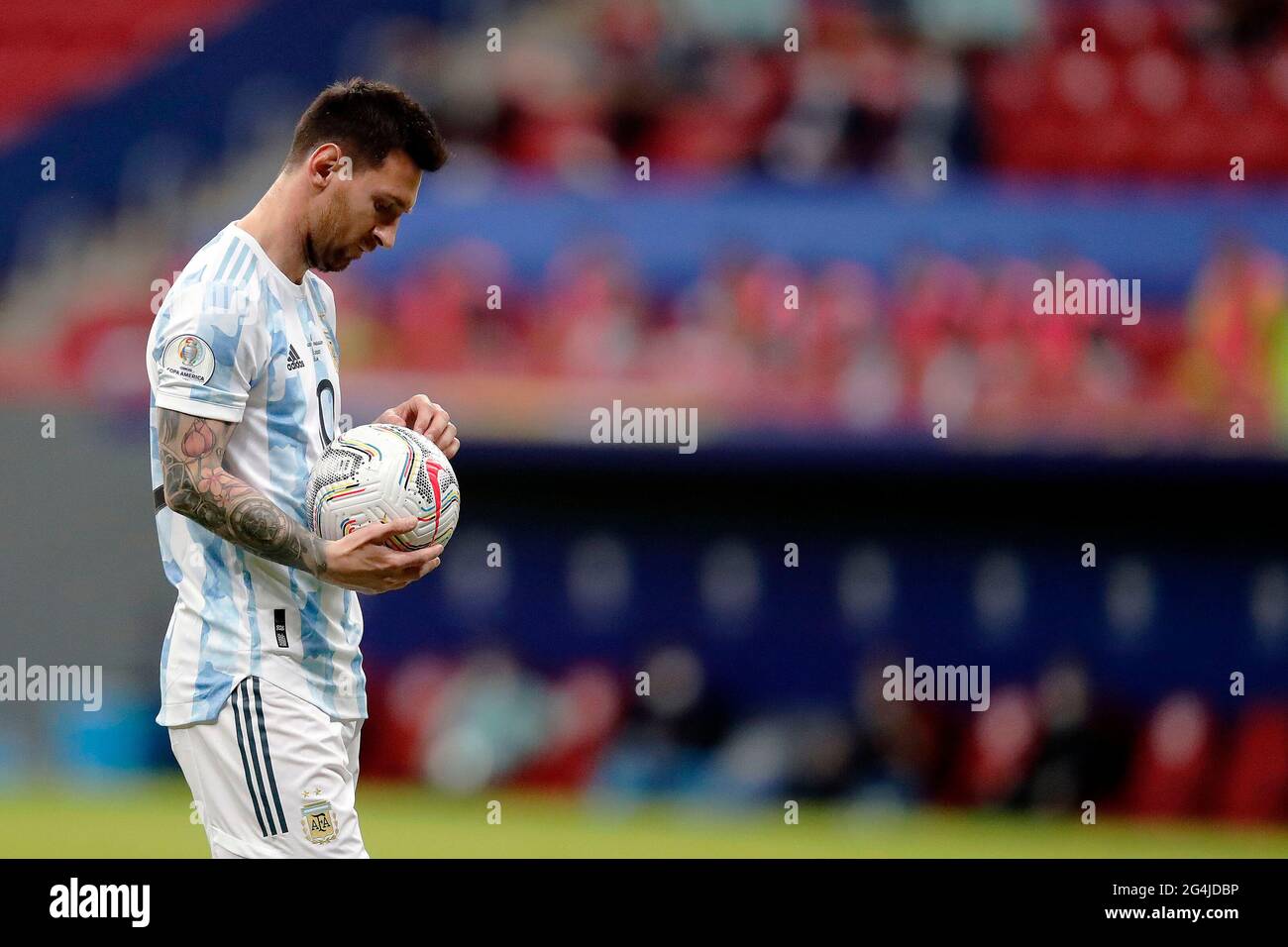 Brasília, Brasilien. Juni 2021. Spiel zwischen Argentinien und Paraguay gültig für die dritte Runde Copa America Brazil 2021, die am Montag (21) im Estádio Nacional de Brasília Mané Garricha stattfand. Auf dem Foto, Spieler Messi Argentinien . (Foto: Francisco Stuckert/Fotoarena) Quelle: Foto Arena LTDA/Alamy Live News Stockfoto