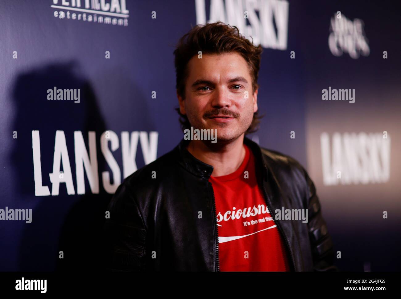 Schauspieler Emile Hirsch Nimmt An Einer Premiere Fur Den Film Lansky Im Harmony Gold Theater In Los Angeles Kalifornien Usa 21 Juni 2021 Teil Reuters Mario Anzuoni Stockfotografie Alamy